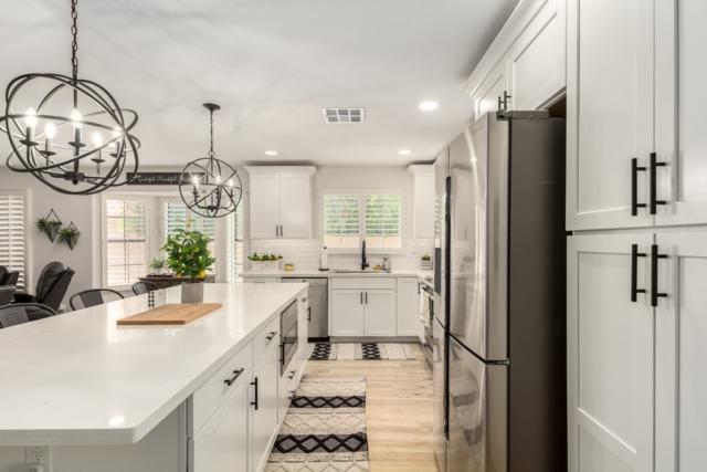 Kitchen Island with Bar Seating